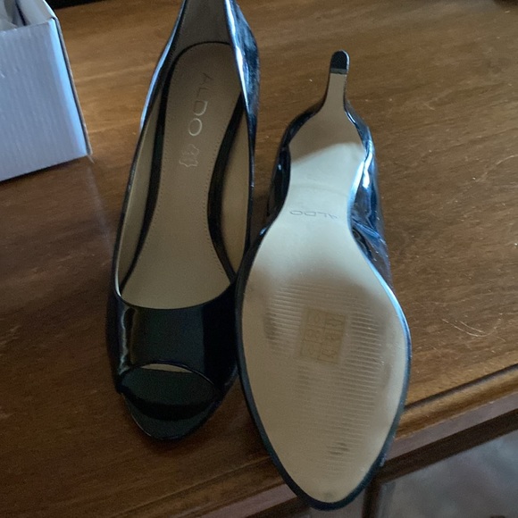 ALDO Black Patent Leather Heels - Picture 3 of 4